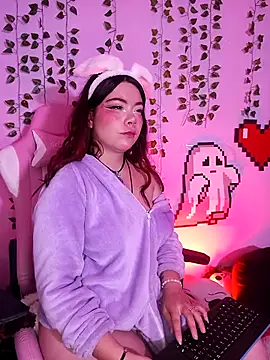 Erza escarleth online show from 02-23-25, 03:56