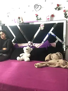 1lovelygirls online show from 09-10-25, 12:05