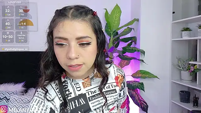 melany naa online show from 10-26-25, 01:22