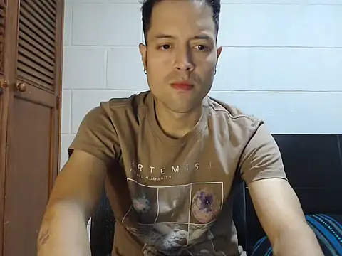 dimitriquiet05 online show from 03-21-26, 06:51