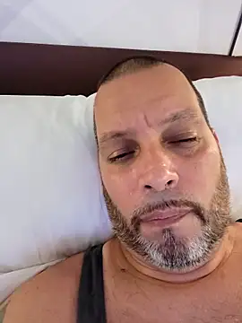 Snapshot of Just2much chatting on 10-01-25, 11:11 Just2much online show from 10-01-25, 11:11