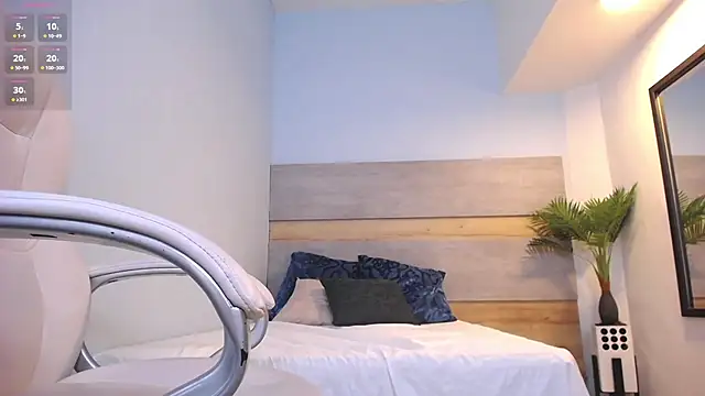 Violetta rainbow online show from 02-21-25, 10:39