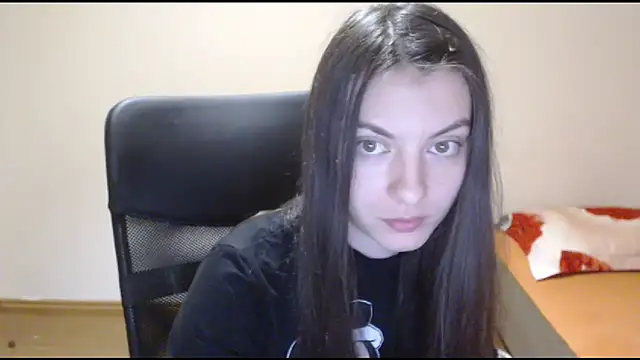 CuteJollie4U online show from 12-18-24, 04:49