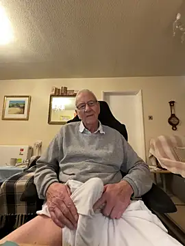 cutaboverest online show from 02-09-26, 04:00