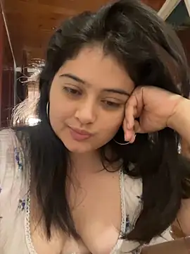 Stephania 18 online show from 09-14-25, 08:08