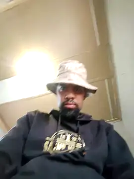 Snapshot of Tigermanboy chatting on 03-16-25, 02:00 Tigermanboy online show from 03-16-25, 02:00