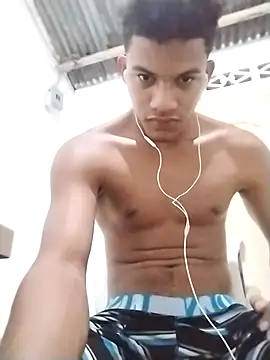 Snapshot of Gutierrez6383 chatting on 03-19-25, 05:08 Gutierrez6383 online show from 03-19-25, 05:08