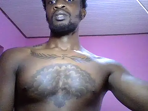 Snapshot of Tonedom chatting on 10-07-25, 01:19 Tonedom online show from 10-07-25, 01:19