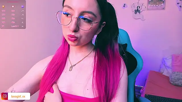 Julieta cott online show from 10-20-25, 03:29