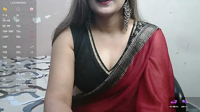 Snapshot of Jass-Karan chatting on 02-23-25, 06:23 Jass-Karan online show from 02-23-25, 06:23