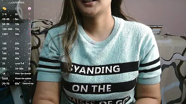 Snapshot of Jass-Karan chatting on 03-08-25, 09:17 Jass-Karan online show from 03-08-25, 09:17