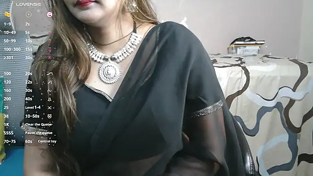 Snapshot of Jass-Karan chatting on 03-08-25, 05:43 Jass-Karan online show from 03-08-25, 05:43