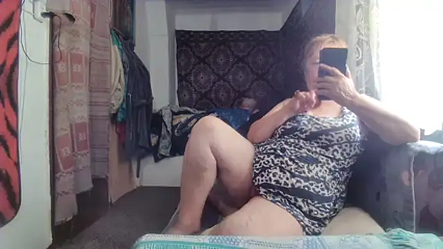 Snapshot of NataliiaRosa54 chatting on 06-26-26, 01:04 NataliiaRosa54 online show from 06-26-26, 01:04