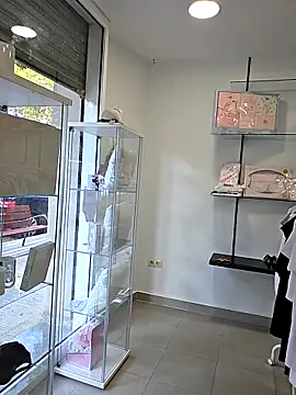 GatitaXD27 online show from 10-04-25, 08:45