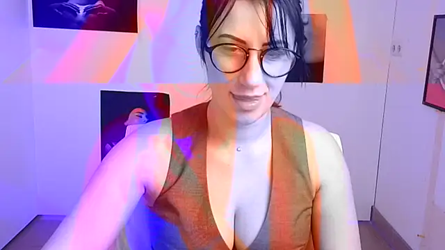 Loren Moa online show from 01-18-25, 02:12