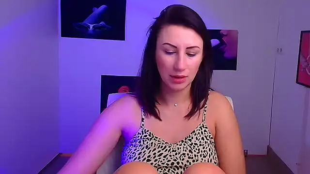 Loren Moa online show from 01-26-25, 07:21