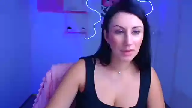 Loren Moa online show from 10-30-25, 06:59