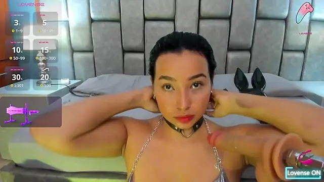 Snapshot of AniEvans_ chatting on 03-05-26, 11:17 AniEvans online show from 03-05-26, 11:17