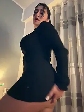 Snapshot of tamara_jay chatting on 01-18-25, 01:52 tamara jay online show from 01-18-25, 01:52