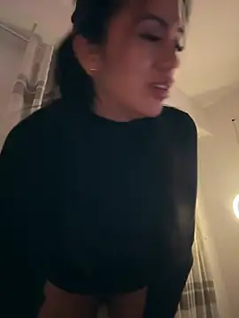 Snapshot of tamara_jay chatting on 01-18-25, 04:59 tamara jay online show from 01-18-25, 04:59