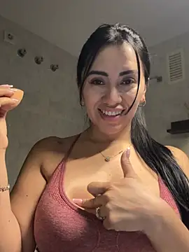 Snapshot of tamara_jay chatting on 02-10-25, 08:42 tamara jay online show from 02-10-25, 08:42