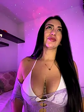 Snapshot of tamara_jay chatting on 11-23-25, 05:13 tamara jay online show from 11-23-25, 05:13