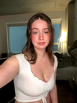 nerdynina online show from 10-26-25, 08:26