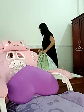    Erin    online show from 03-20-26, 01:54