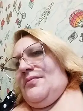 Forest-Lady online show from 09-18-25, 02:52