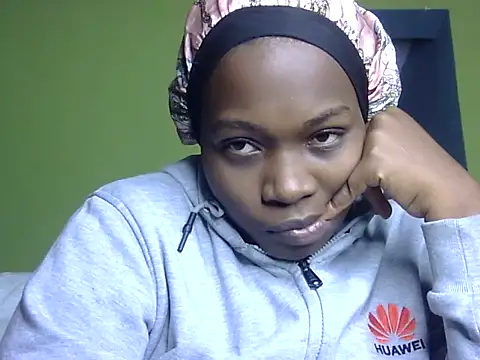 Snapshot of Horny-pretty chatting on 05-21-26, 02:13 Horny-pretty online show from 05-21-26, 02:13