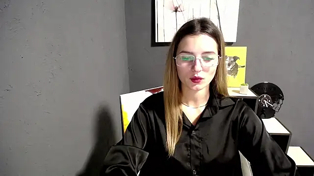 Snapshot of lady_olivia_ chatting on 11-07-25, 01:44 lady olivia online show from 11-07-25, 01:44