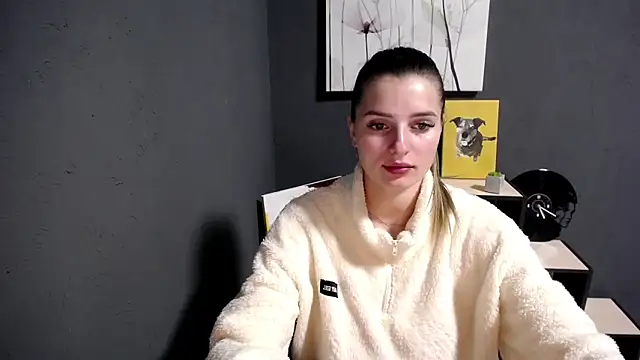 Snapshot of lady_olivia_ chatting on 11-08-25, 01:33 lady olivia online show from 11-08-25, 01:33