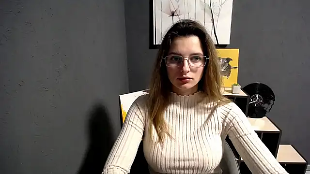 Snapshot of lady_olivia_ chatting on 12-16-25, 05:07 lady olivia online show from 12-16-25, 05:07