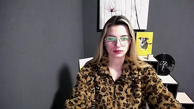 lady olivia  online show from 03-05-26, 01:29