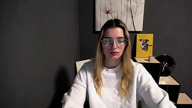 lady olivia  online show from 03-21-26, 01:58