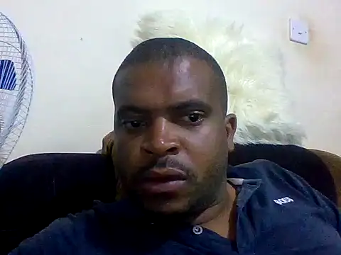 lui cuuty online show from 10-20-25, 04:07