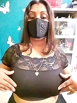 Snapshot of Riya_Sexy_Baby chatting on 12-14-24, 01:59 Riya Sexy Baby online show from 12-14-24, 01:59