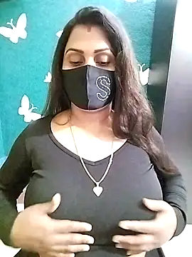 Snapshot of Riya_Sexy_Baby chatting on 03-18-25, 02:04 Riya Sexy Baby online show from 03-18-25, 02:04