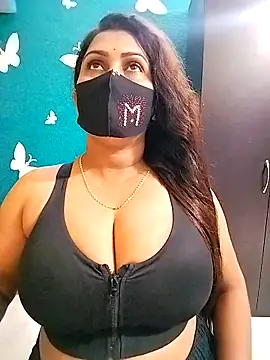 Snapshot of Riya_Sexy_Baby chatting on 09-17-25, 04:25 Riya Sexy Baby online show from 09-17-25, 04:25
