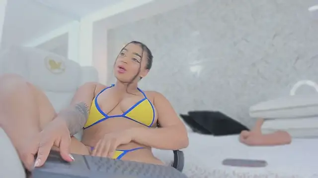 ximena case online show from 10-02-25, 12:12