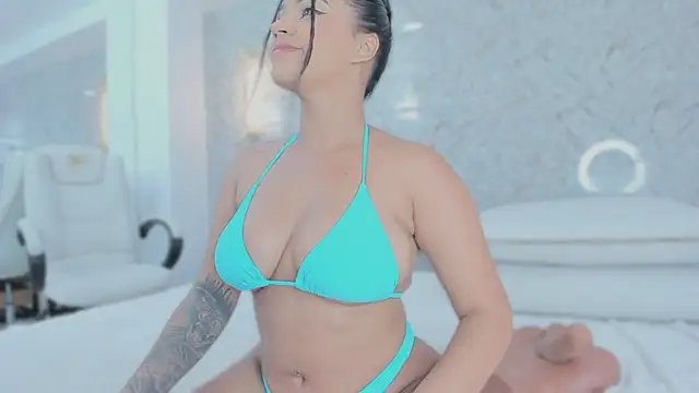 ximena case online show from 10-21-25, 12:17