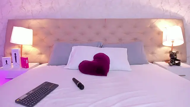 SofieReyes online show from 03-02-26, 02:02