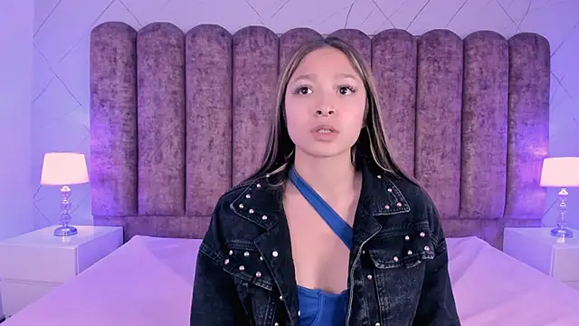 Victoria Adams14 online show from 01-24-25, 12:31