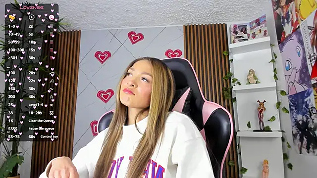 Victoria Adams14 online show from 02-14-25, 06:51