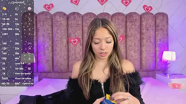 Victoria Adams14 online show from 02-16-25, 11:59