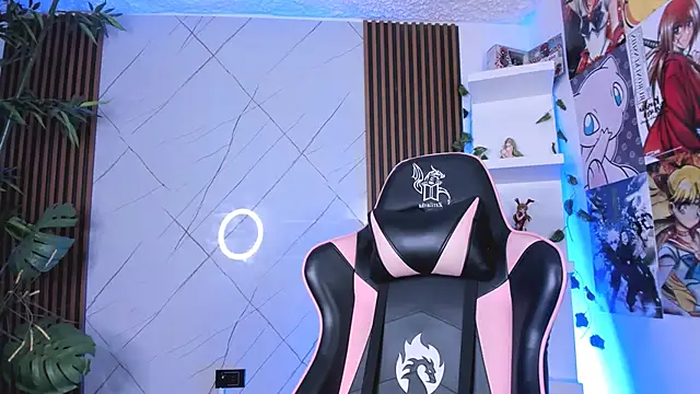 Victoria Adams14 online show from 02-20-25, 12:25