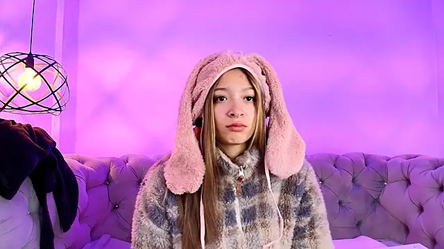 Victoria Adams14 online show from 03-16-25, 11:27