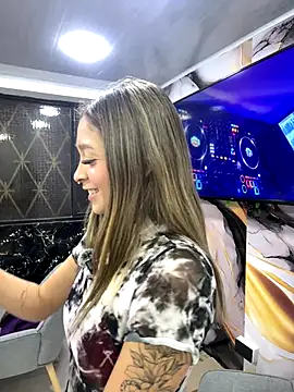 Victoria Adams14 online show from 01-08-26, 02:58