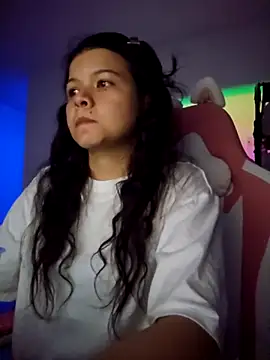 Snapshot of azumiichan chatting on 03-07-25, 03:40 azumiichan online show from 03-07-25, 03:40