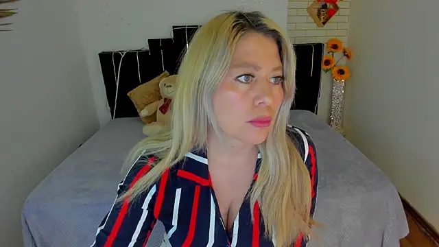 arisha katy1 online show from 01-26-25, 03:48